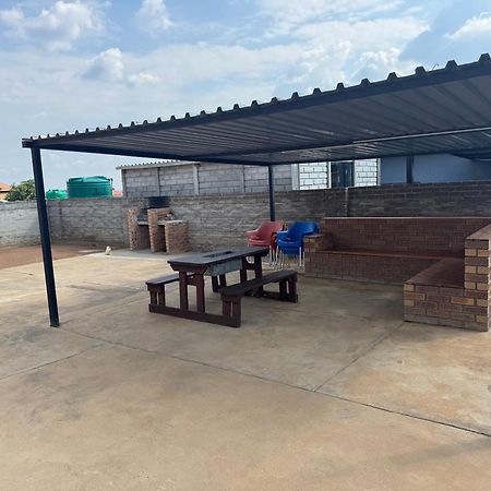 Rhino House With 3 Bedrooms Next To Pilanesberg And Sun City Mogwase Exterior photo