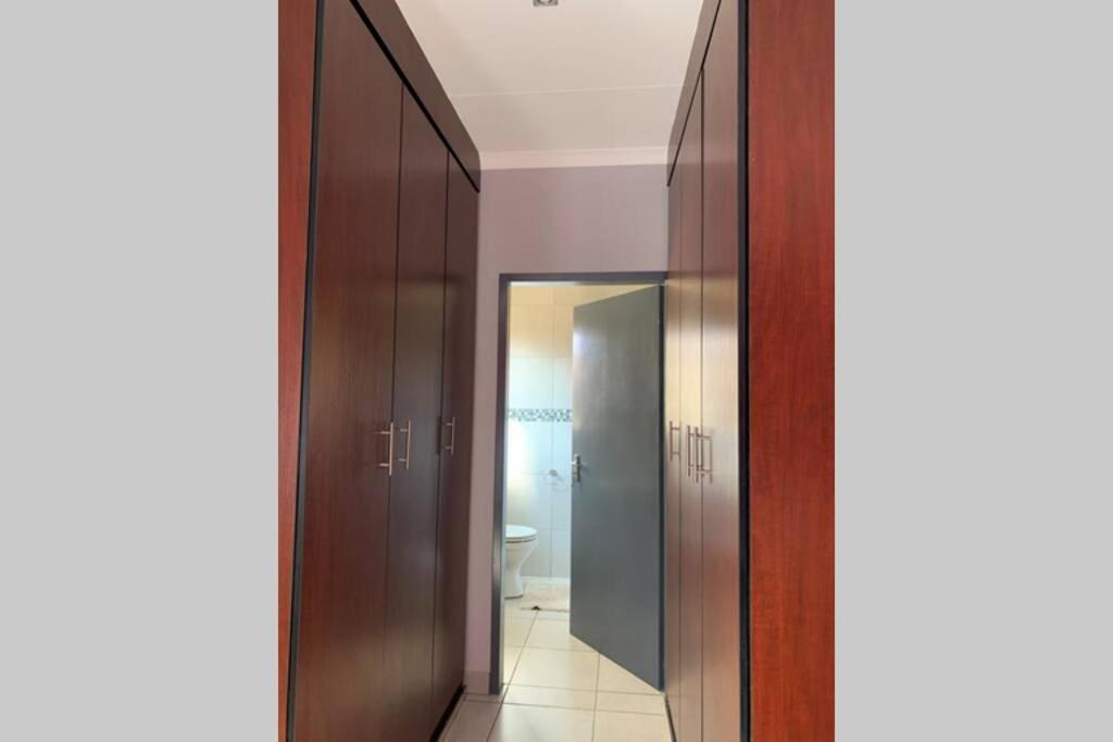 Rhino House With 3 Bedrooms Next To Pilanesberg And Sun City Mogwase Exterior photo