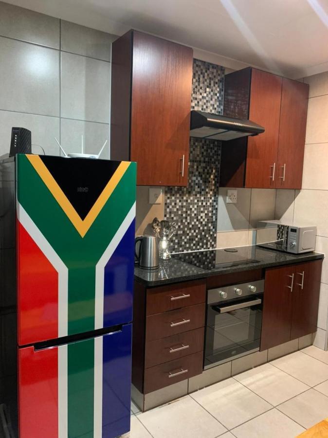 Rhino House With 3 Bedrooms Next To Pilanesberg And Sun City Mogwase Exterior photo