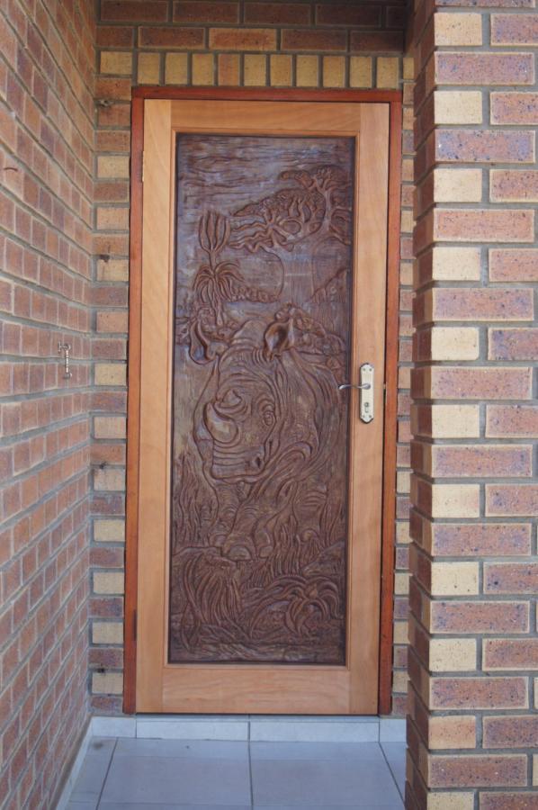 Rhino House With 3 Bedrooms Next To Pilanesberg And Sun City Mogwase Exterior photo